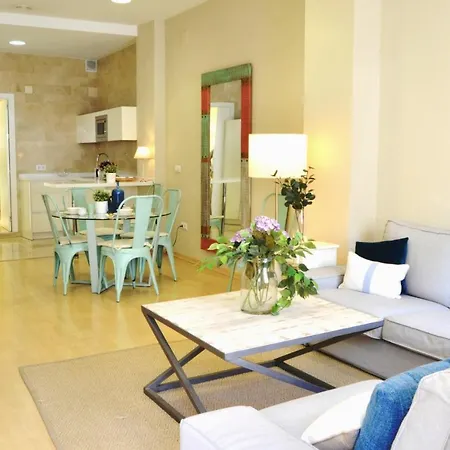Homeyseville-penthouse Cathedral Tomas De Ibarra St 6 Pax, Parking Optional Appartement Sevilla