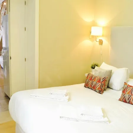 Homeyseville-penthouse Cathedral Tomas De Ibarra St 6 Pax, Parking Optional Appartement Sevilla