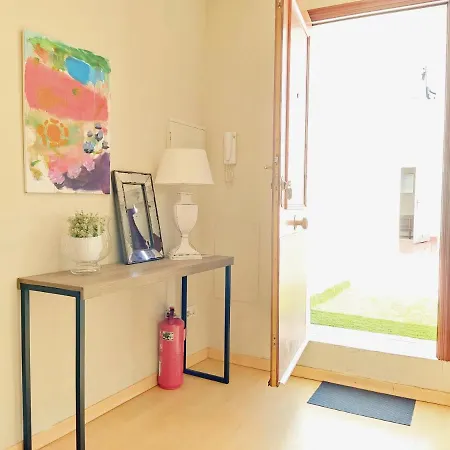 Homeyseville-penthouse Cathedral Tomas De Ibarra St 6 Pax, Parking Optional