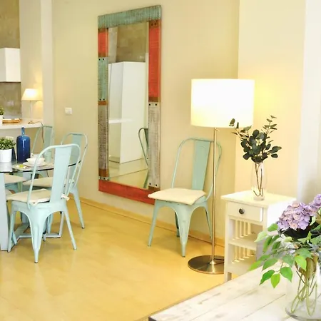 Homeyseville-penthouse Cathedral Tomas De Ibarra St 6 Pax, Parking Optional Appartamento *
