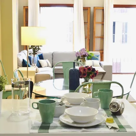 Homeyseville-penthouse Cathedral Tomas De Ibarra St 6 Pax, Parking Optional * Sevilla
